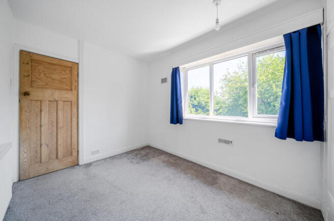 3 bed Semi-Detached for sale Image 11