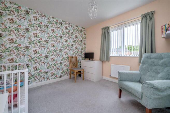 4 bed Detached for sale Image 10