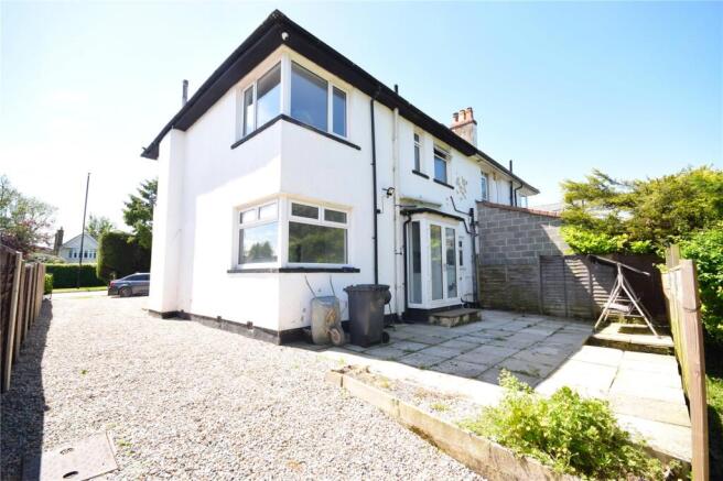 3 bed Semi-Detached to rent Image 12