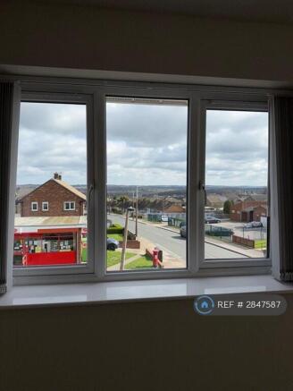 1 bed Flat to rent Image 4