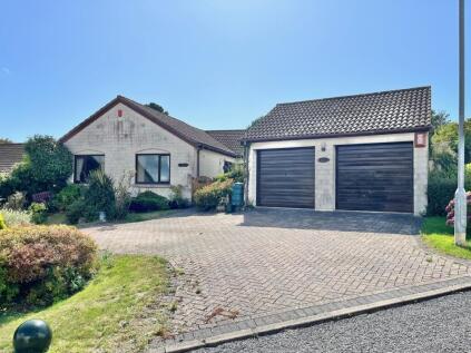 Lynher Drive, Saltash, PL12