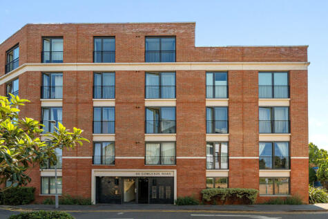 Cowleaze Road, Kingston Upon Thames, KT2