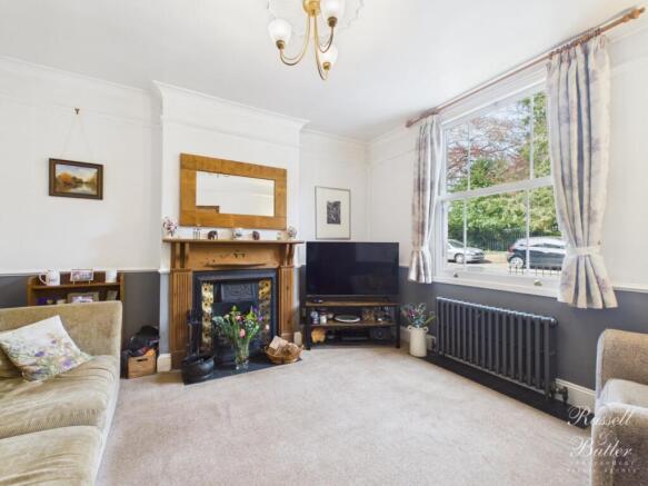 CAM01995G0-PR0438-STILL002