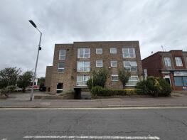 Flat 8, Russell Court, Beach Station Road, Felixstowe IP11 2DR