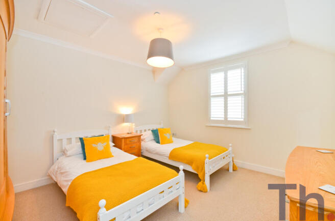 Bedroom 4.JPG