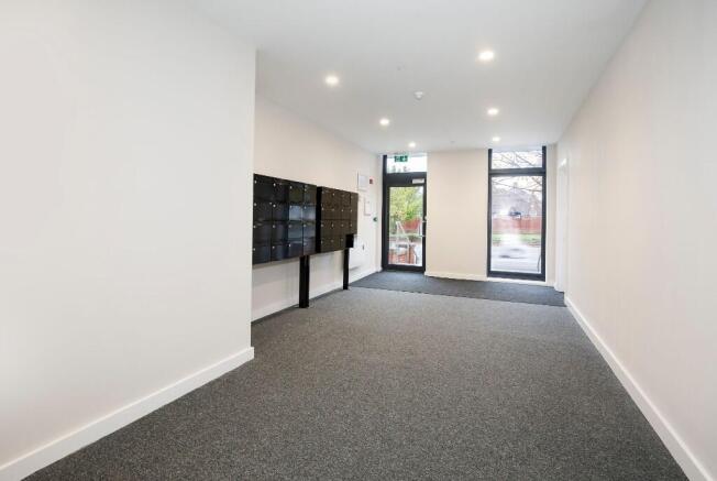 1 bed Apartment to rent Image 9