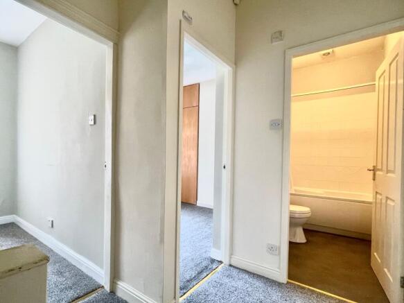 2 bed Terraced for sale Image 8