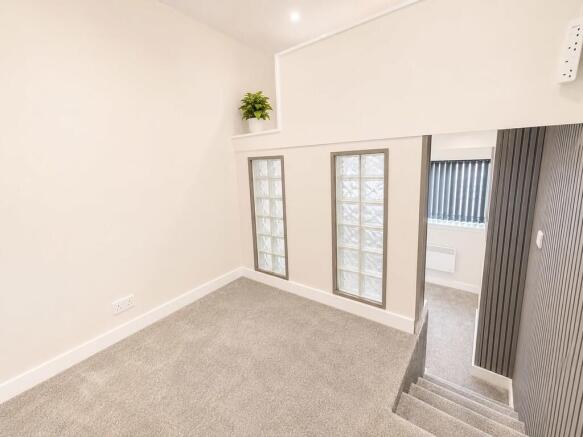 4 bed Detached for sale Image 7