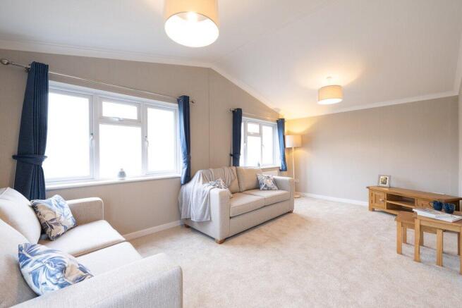 2 bed Park Home for sale Image 5