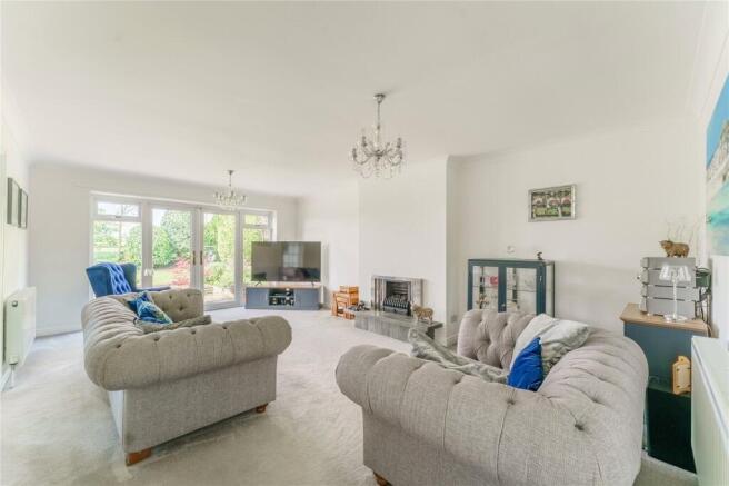 3 bed Bungalow for sale Image 8