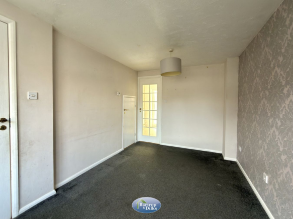 2 bed Semi-Detached for sale Image 6