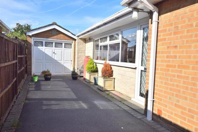 Large Single Attached Garage
