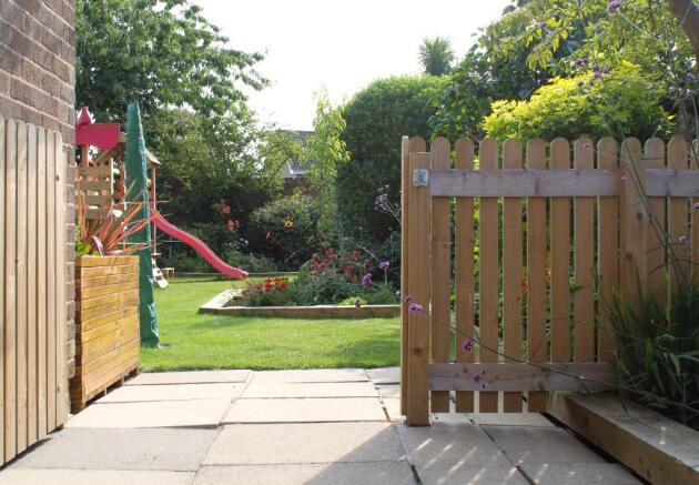 Enclosed garden