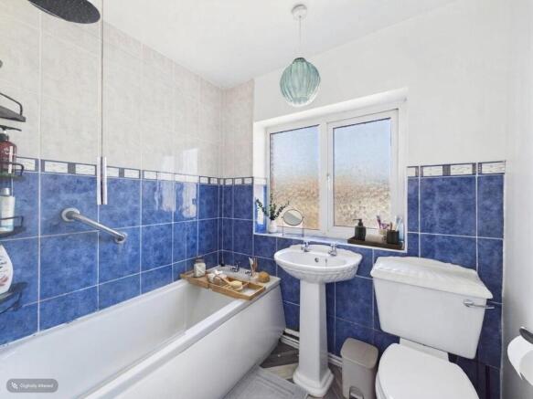 2 bed Semi-Detached for sale Image 7