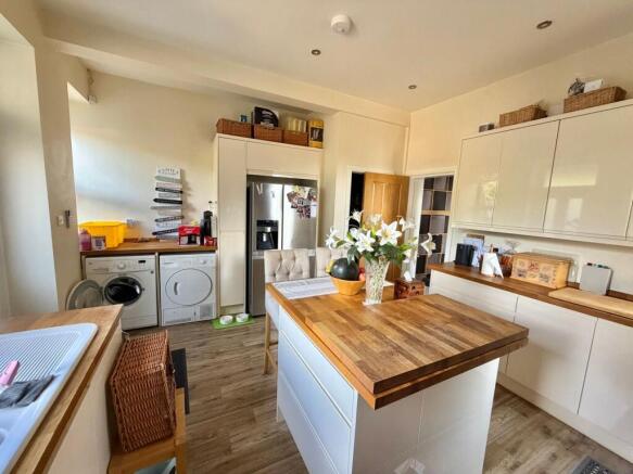 4 bed End of Terrace for sale Image 4