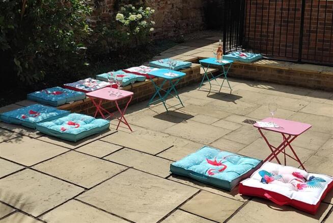 Courtyard Garden