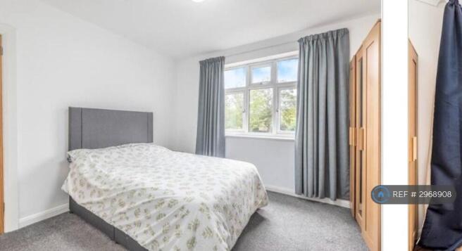 3 bed Semi-Detached to rent Image 5