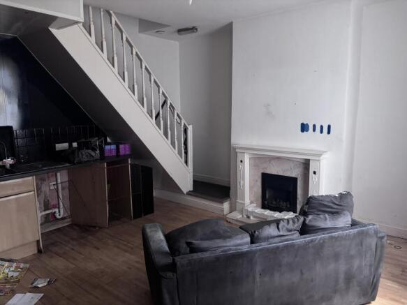 2 bed Terraced for sale Image 4