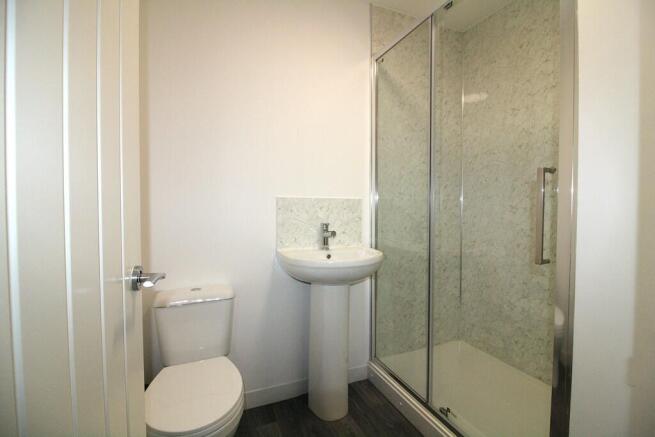 1 bed Apartment to rent Image 5