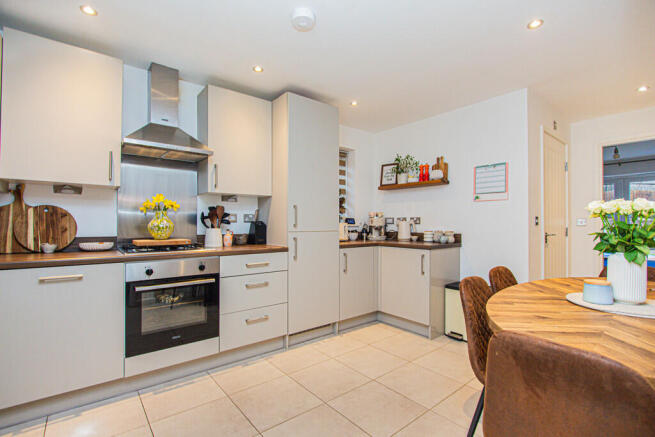 Kitchen/Dining Ro...