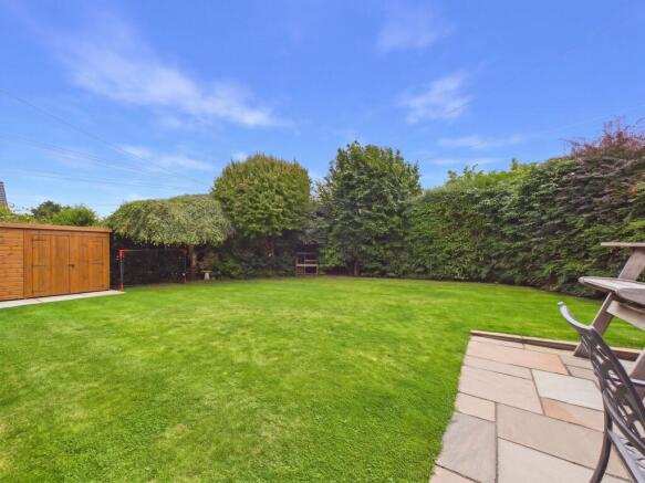 5 Warwick Close, Sheriff Hutton, York, YO60 6QW photo 4