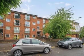 Flat 6, 5, Berrylands, Surbiton KT5 8JE
