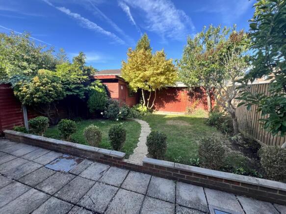 Garden_Rear