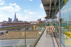 Apartment 706, 26 Tea Trade Wharf, Shad Thames, London SE1 2AS