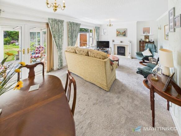 CAM02318G0-PR0471...