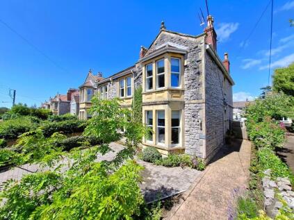 Edwardian residence on a prestigious road within the village of Yatton