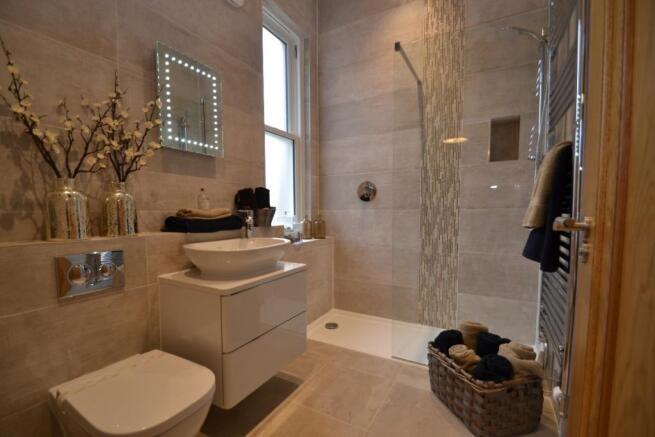 Ensuite