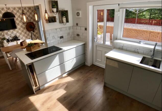 Kitchen 8