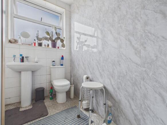 2 bed Terraced for sale Image 10