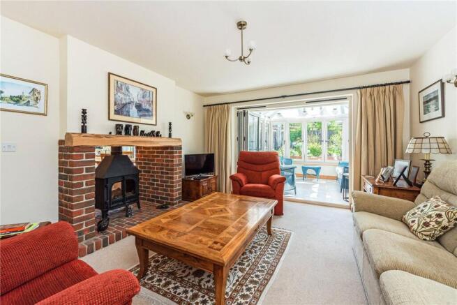Hawthorn Close, Micheldever, Winchester, Hampshire, SO21 photo 4