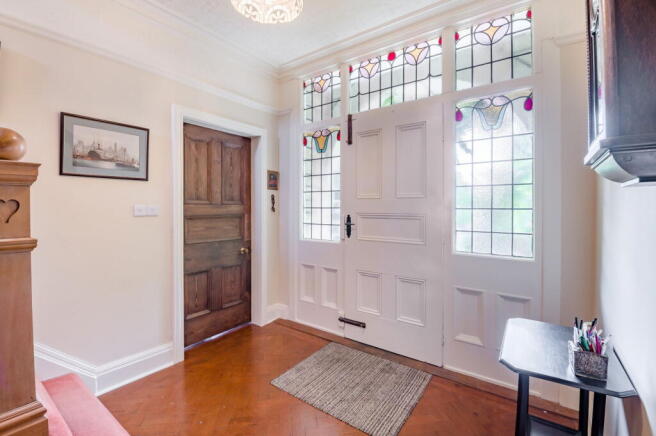 4 bed Detached for sale Image 4