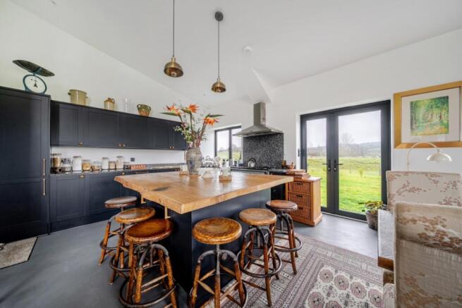 1408413-8-6984721...