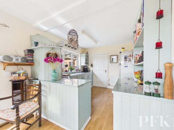 Kitchen / Dining