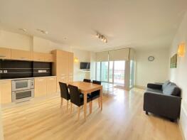 Flat B10 2, 1 Great Northern Tower, Watson Street, Manchester M3 4EH