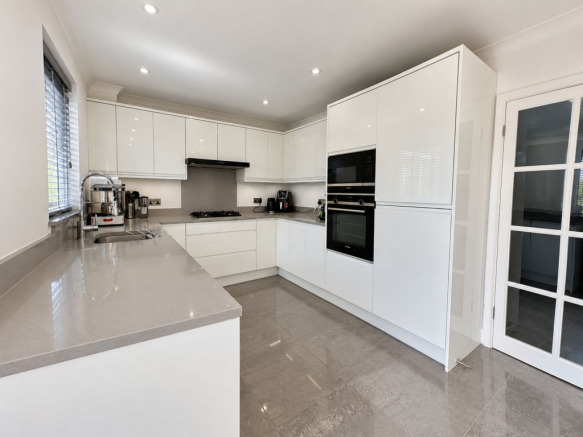 Open Plan Kicthen & Diner