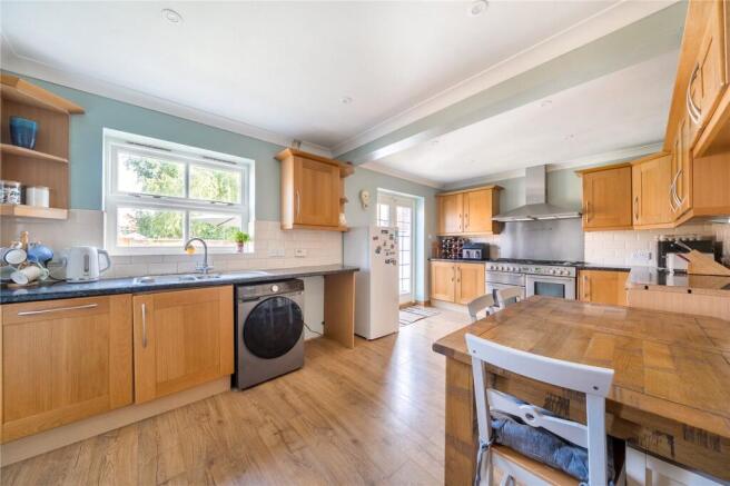 3 bed Detached for sale Image 4