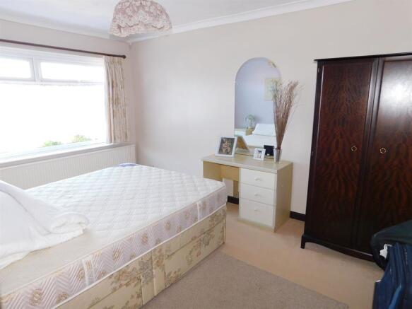 bed 1