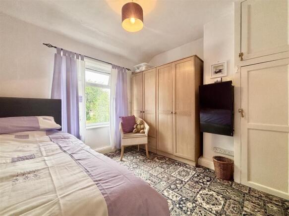 3 bed Semi-Detached for sale Image 10