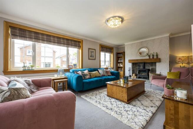 33_CLADDENS_PLACE_LENZIE_024.JPG