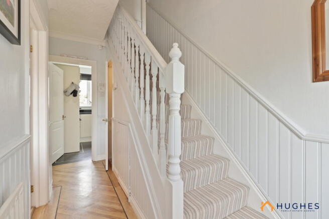 4 bed Semi-Detached for sale Image 12