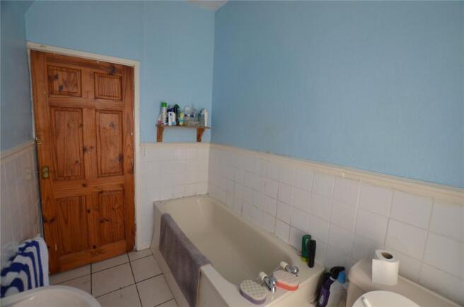 Flat 3 Bathroom