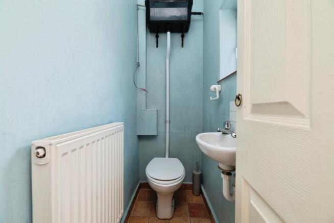 3 bed Semi-Detached for sale Image 9