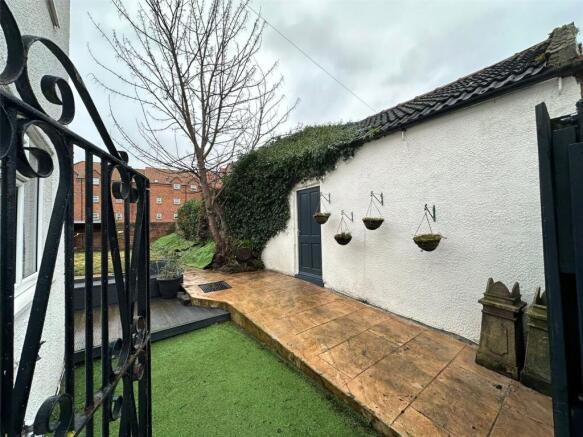 3 bed Detached for sale Image 12