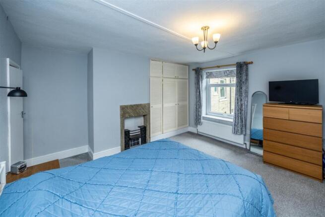 2 bed Terraced for sale Image 10