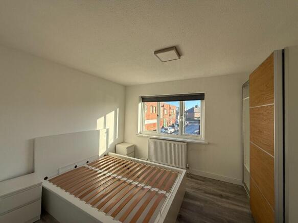 2 bed Semi-Detached for sale Image 4
