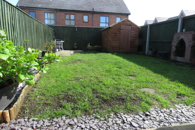 Photo 11